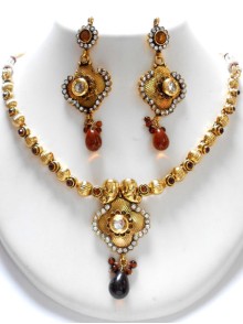 Polki Necklace Set